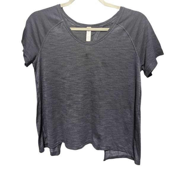 NWOT LULULEMON ATHLETICA Back In Action Short Sleeve Size 2 - Picture 3 of 4